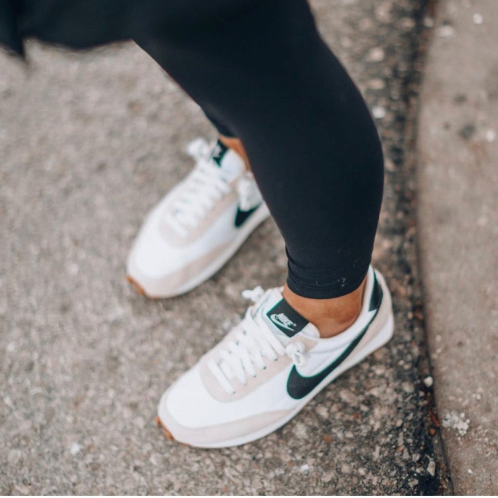 NIKE TAILWIND 79 PHANTOM WHITE NWOB—W 7.5 / M 6.5